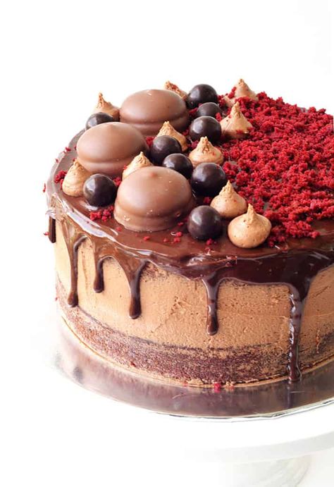 Red Velvet Layer Cake with Chocolate Frosting - Sweetest Menu Frosting For Red Velvet Cake, Velvet Chocolate Cake, Red Velvet Layer Cake, Chocolate Velvet Cake, Red Velvet Chocolate Cake, Red Velvet Chocolate, Diy Cakes, Chocolate Marshmallow Cookies, Cake With Chocolate Frosting