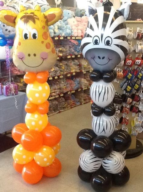 Jungle Animal Balloon Columns Jungle Theme Birthday Party, Zoo Birthday Party, Jungle Thema, Baby Shower Safari Theme, Lion King Baby Shower, Wild Birthday Party, Jungle Theme Parties, Jungle Theme Birthday, Jungle Birthday Party