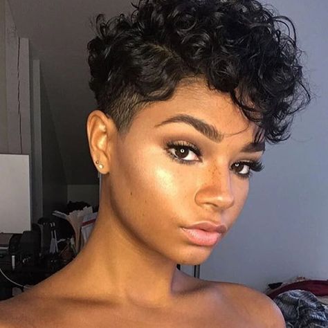 Curly Pixie Hairstyles, Curly Pixie Haircuts, Short Curly Haircuts, Curly Pixie, Sassy Hair, Black Curly Hair, Hair Styles 2017, Short Wigs, Short Hair Styles Pixie