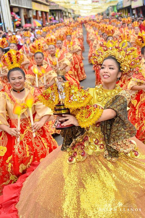 Festival Dances In The Philippines, Dinagyang Festival, Filipino Festival, Filipino People, Kadayawan Festival, Sinulog Festival, Philippines Fashion, Dancer Costume, Philippines Culture