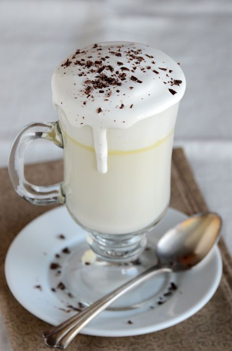 White Hot Chocolate, Winter Drinks, Hot Chocolate Recipes, Julia Child, Chocolate Shavings, Chocolate Drinks, White Hot, Drinks Smoothies, Drink Up