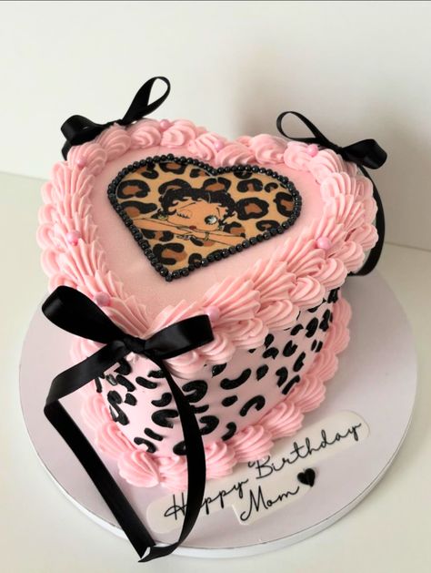 Pink Cheetah Print Party, 21st Birthday Cheetah Theme, Pink Cheetah Print Birthday Party Ideas, Cheetah Print Photoshoot Ideas, Pink Leopard Print Cake, Red And Cheetah Print Birthday, Pink Cheetah Print Cake, Cheetah Print Cake Ideas, Cheetah Print Party Ideas