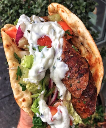 Gyros Aesthetic, Pita Sandwich, Lamb Gyros, Healthy Work Snacks, Food Goals, Happy Thursday, Greek Recipes, Food Obsession, Food Cravings