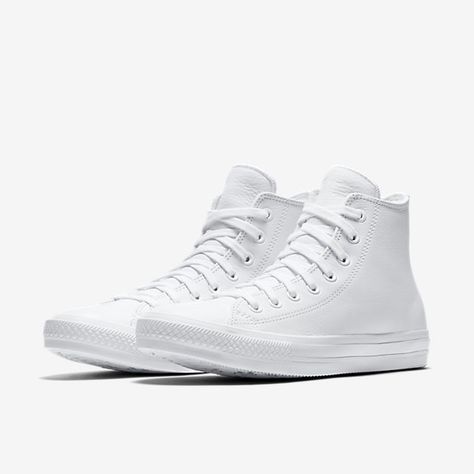 45 / Converse Chuck II Prime High Top Men's Shoe Converse Chuck Taylor Black, White High Top Converse, Top Shoes For Men, High Top Basketball Shoes, White High Tops, High Top Boots, Green Sneakers, Shoe Nike, White Converse