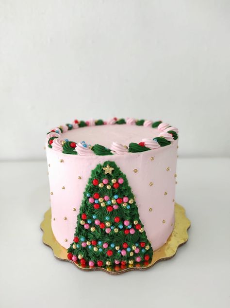 Mini Cakes Christmas, Cute Christmas Cake, Mini Christmas Cakes, Eclectic Christmas, Cakes Christmas, Christmas Cakes, All Christmas, Mini Christmas, Christmas Cake