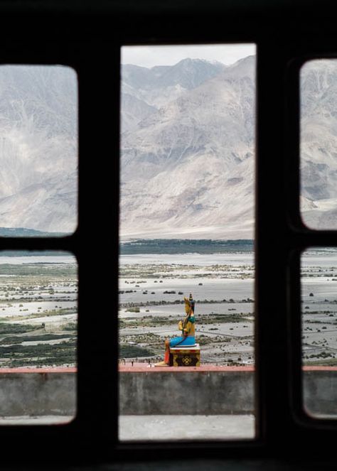 Ladakh Photography, Foreground Middleground Background, Photo Merge, Background For Photo, Photography Club, Photo Composition, Rule Of Thirds, Composition Photography, Before Sunrise