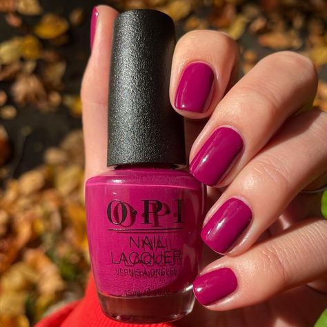 Opi Feeling Berry Glam, California Raspberry Opi Gel, Aurora Berry Alis Opi, Summer Berry Nails, Opi Fuschia Nail Polish, Opi Feelin Berry Glam, Fall Pink Nails 2023, Deep Raspberry Nails, Opi Raspberry Color