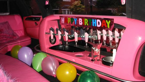 Limo Birthday Party Ideas, Limo Birthday Party, Limo Birthday, Birthday Aesthetics, Wedding Limo Service, Hummer Limo, Limo Party, Limo Ride, Wedding Limo