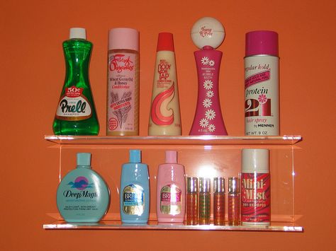 Blast from the past.  What was Protein 21?  And, I think I can still smell the Faberge Organics shampoo Vintage Shampoo, Childhood Memories 70s, Organic Shampoo, Vintage Cosmetics, Vintage Makeup, Vintage Memory, Sweet Memories, Shampoos, The Good Old Days