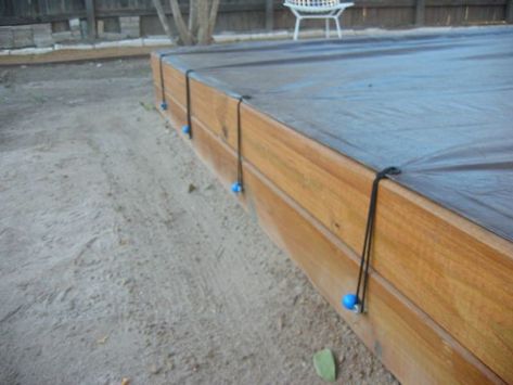 tarp ties on sandbox | Gil Garcia | Flickr Build A Sandbox, Sandbox Cover, Diy Sandbox, Backyard Playset, Outdoor Play Space, Kids Outdoor Play, Natural Playground, Outdoor Classroom, Backyard Playground