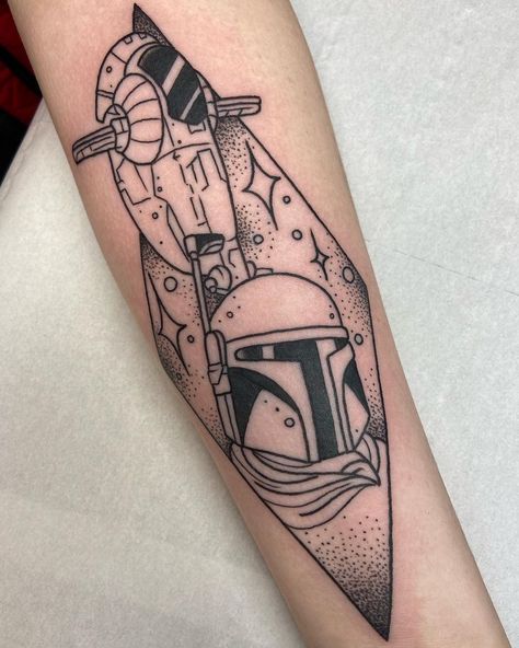 Boba Fett Tattoo, Mandalorian Tattoo, Darth Vader Tattoo, Tattoo Black And White, Traditional Tattoo Sleeve, Dark Vador, Star Wars Tattoo, Tattoo Black, White Tattoo