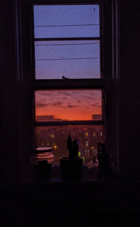 Open Window At Night Aesthetic, Window Asthetic Picture, Sunset Window Painting, Morning Sunrise Aesthetic Window, Sunrise Through Window, Sunset Window Aesthetic, Sunset Through Window, Photo Series Ideas, Tiktok Images