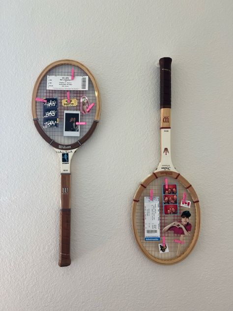 Merch Wall Display, Tennis Room Decor, Funny College Decor, Tennis Racket Decor, Decor College Apartment, College Decor, Room Stuff, Silly Things, College Apartment