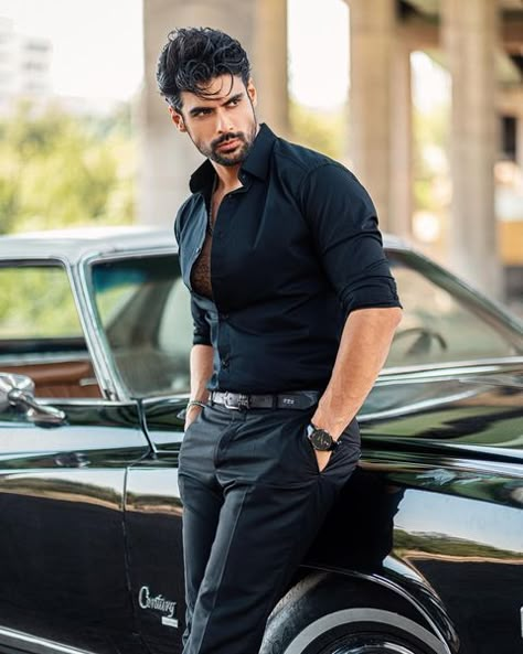 Amin Salmani (@aminsalmani1) • Instagram photos and videos Vikram Hairstyle, Dhruv Vikram Hairstyle, Dennis Oh, Dhruv Vikram, Outdoor Shoot Ideas, Men Fashion Photoshoot, Boys Photoshoot, Ripped Abs, Mens Photoshoot Poses