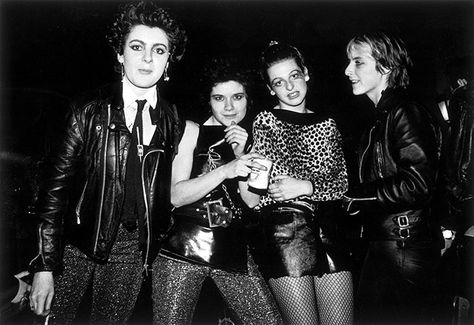 The Slits Punk Girl 70s, The Slits Band, New Wave Music, The Slits, 70s Punk, British Punk, Casey Affleck, Girl Punk, Grunge Band