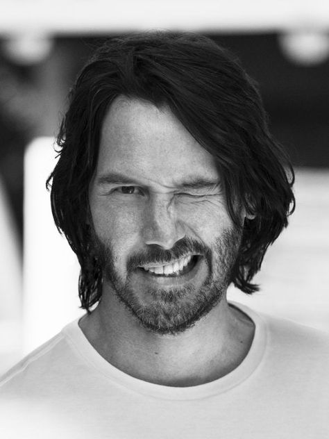 You have been visited by awesome keanu reeves, upvote for awesome life Long Hair And Beard, Esquire Uk, Keanu Reeves Quotes, Stars D'hollywood, Keanu Reeves John Wick, Wow Photo, Very Important Person, Ryan Guzman, Keanu Charles Reeves