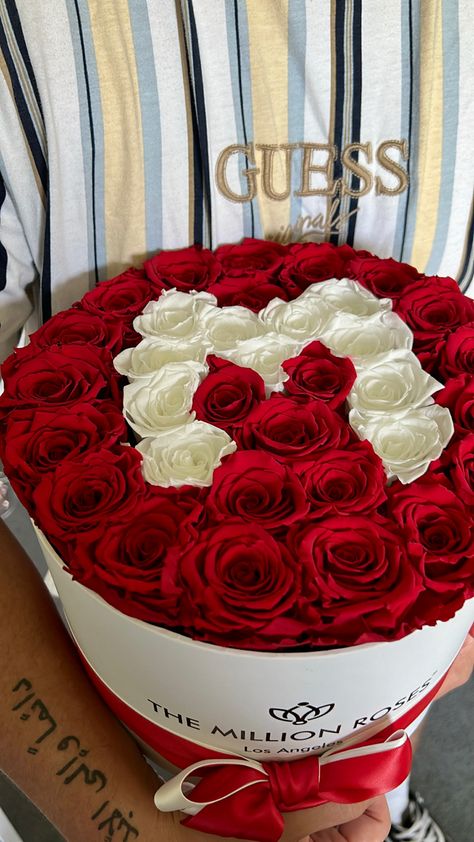 The Million Roses, Million Roses, 21st Birthday Gifts, 21st Birthday, Birthday Gift, Birthday Gifts, Roses, Birthday, Gifts