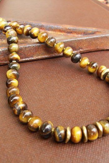 19th Birthday Gifts, Eye Necklaces, Best Birthday Gift Ideas, Birthday Gift For Husband, Tiger Eye Necklace, Gift Ideas Jewelry, Men's Necklaces, Necklaces For Men, Pearl Jewels