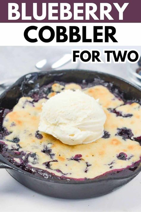 Blueberry Cobbler For One, Small Batch Blueberry Cobbler, Blueberry Cobbler Small Batch, Blueberry Recipes Small Batch, Small Batch Blueberry Desserts, Fresh Blueberry Desserts Easy, Small Batch Blueberry Recipes, Mini Blueberry Cobbler, Small Blueberry Cobbler