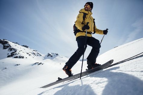 Whether you call it skinning, touring, or back country skiing, here are some tips for beginners in this glowingly popular activity Ski Touring Gear, Backcountry Skiing Gear, Ski Tips For Beginners, Weight Equipment, Ski Backpack, Deep Snow, Backcountry Skiing, Sport Quotes Motivational, Ski Shop