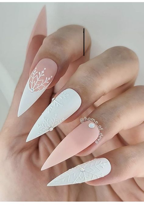 Nails 2023 Trends, Neon Nail Designs, Cute Acrylic Nail Designs, Nail Design Ideas, Snowflake Nails, White Nail Designs, Christmas Nails Acrylic, 2023 Trends, Nails 2023