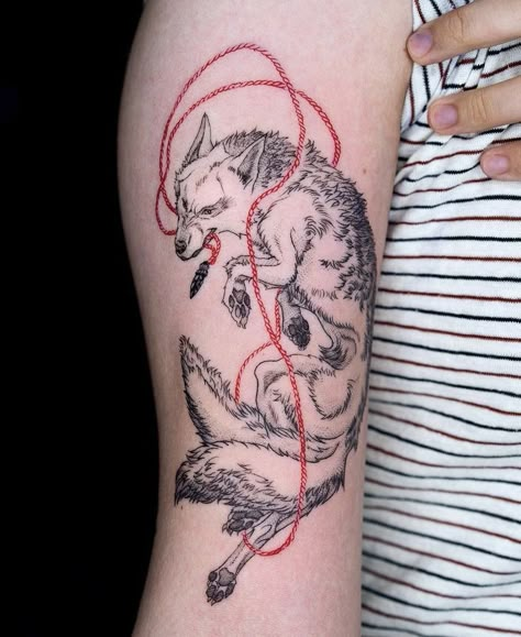 Moro Princess Mononoke, Oozy Tattoo, South Korean Tattoo, Simple Wolf Tattoo, Princess Mononoke Tattoo, Coyote Tattoo, Horrible Tattoos, Korean Tattoo, Master Tattoo