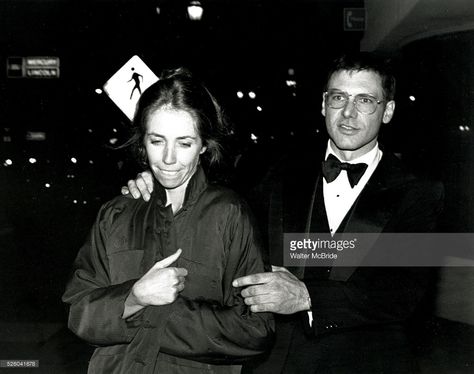 Harrison Ford with wife Melissa Mathison in Los Angeles, 1981. Harrison Ford Wife, Melissa Mathison, Silent Movie, Harrison Ford, Silver Screen, Golden Age, Movie Stars, Actors & Actresses, Beautiful People