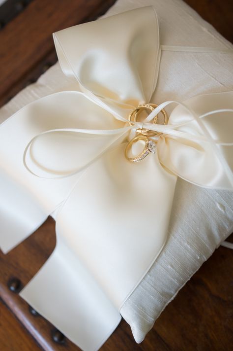 Classic White Ring Pillow -- See the wedding: http://www.StyleMePretty.com/2014/06/04/classic-new-england-beach-club-wedding/ Photography: CarlaTenEyck.com Ring Boy Pillow, Two Ring Bearer Ideas, Bride Essentials, New England Beach, Beach Club Wedding, England Beaches, Wedding Pillow, Citrus Wedding, Marry Your Best Friend