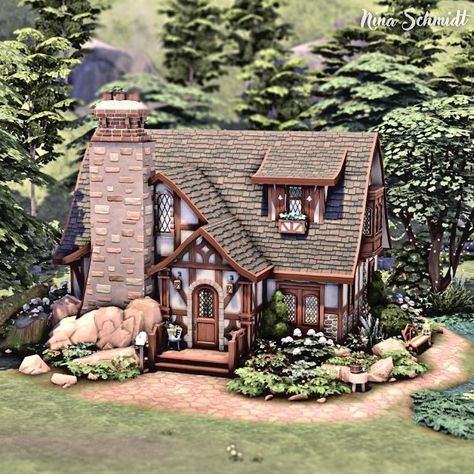 Sims 4 Spellcaster House, Witch House Exterior, Cottage Core Houses, Sims 4 Cottage House, Modern Tudor House Exterior, Sims 4 Witch House, Aesthetic House Exterior, Enchanted House, Sims4 Houses