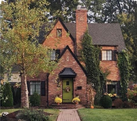 Cozy Brick Cottage, English Brick Cottage, Clay Brick House, Small Brick House Exterior, Brick Country House, Orange Brick Houses, Big Beautiful Houses, Brick House Exterior Makeover, 1920 House