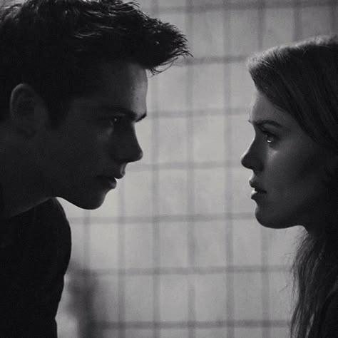 Stydia Aesthetic, Stiles Stilinski And Lydia, Styles And Lydia, Stydia Teen Wolf, Lydia Martin Style, Lydia And Stiles, Lydia Teen Wolf, Teen Wolf Fashion, Teen Wolf Stydia