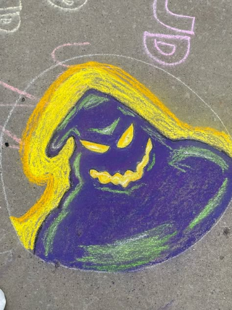 #oogieboogie #thenightmarebeforechristmas #halloween #chalkart #friendlyneighborhoodchalklady Chalk Art Halloween Ideas, Halloween Sidewalk Chalk Art Ideas Easy, Halloween Chalk Drawings, Scary Chalk Art, Chalk Halloween Art, Halloween Chalk Art Easy, Halloween Chalk Ideas, Halloween Sidewalk Chalk, Halloween Sidewalk Chalk Art