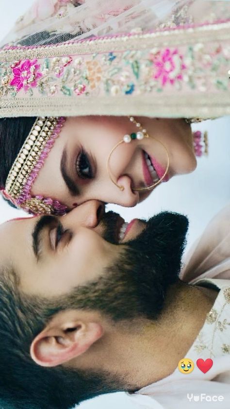 Virat Anushka Wedding Pics, Virat And Anushka Hd Image, Anushka Pics, Unpaid Therapist, Anushka Sharma Virat Kohli, Environment Quotes, Anushka Sharma And Virat, Virat Kohli And Anushka, Famous Indian Actors