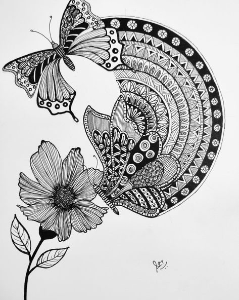 Theme based butterfly Mandala drawn with micron pen Micron Pen Art, Pen Art Work, Easy Mandala Drawing, Micron Pen, Butterfly Mandala, Clever Tattoos, Boho Art Drawings, Pencil Sketch Images, Mandela Art