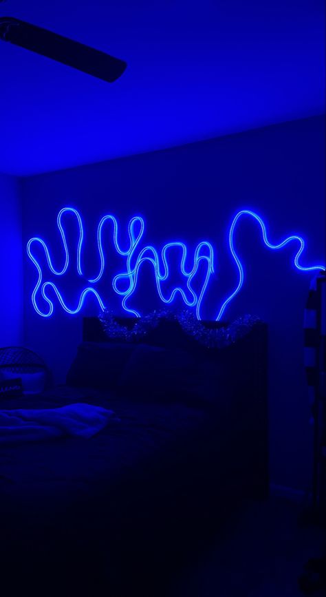 Neon Rope Light Decor, Led Lights Bedroom Guys Room, Govee Light Rope Ideas, Neon Rope Light Ideas Bedroom, Light Rope Ideas, Cool Room Ideas For Guys Led Lights, Rope Lighting Ideas Indoor, Govee Led Rope Ideas, Led Rope Lights Bedroom