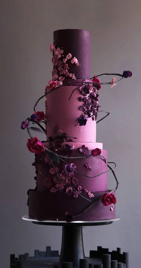 purple wedding cake, wedding cake trends 2022, wedding cakes 2022, wedding cake ideas Gothic Wedding Cake, Wedding Cake Trends, Purple Wedding Cake, Dark Wedding Theme, Pretty Wedding Cakes, Wedding Cake Tops, Purple Wedding Cakes, Purple Cakes, Wedding Cake Ideas