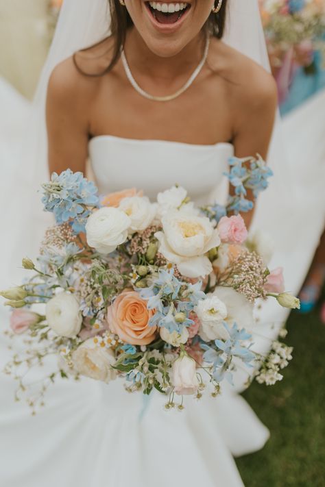 Pastels Wedding Bouquet, Summer Bouquets Wedding, Venue Set Up Wedding, Wedding Spring Bouquets, Blue Spring Wedding Flowers, Pastel Flowers For Wedding, Summer Party Wedding, Wedding Inspo Floral, English Garden Flowers Wedding