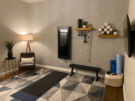 Small Home Office And Gym, Home Gym Guest Room Combo, Home Office And Gym Combo, Home Gym Ideas Small Bedroom, Home Office Gym Combo, Office Gym Combo, Peloton Room, Home Office And Gym, Home Yoga Room