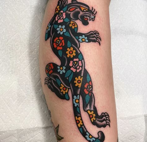 Panther Tattoos, Anatomy Tattoo, Traditional Tattoo Inspiration, Traditional Style Tattoo, Panther Tattoo, Tattoo Old School, Traditional Tattoo Sleeve, 4 Tattoo, Traditional Tattoo Art