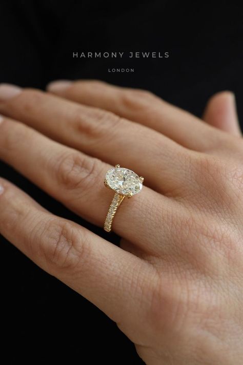 #pavebridalset #ovalcut #ovaldiamondring #engagementring #bridalset Brilliant Engagement Rings, 5 Carat Ring, Pretty Engagement Rings, Dream Wedding Ring, Classic Engagement Ring, Cute Engagement Rings, Future Engagement Rings, Classic Engagement, Bespoke Engagement Ring