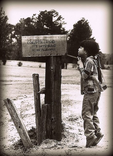 Rural mail, posting out in the sticks Country Mailbox, Rural Mailbox, Old Mailbox, Art Of Letter Writing, Vintage Mailbox, Out Of Breath, Letter Boxes, Going Postal, Mail Boxes