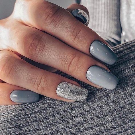 SNS Nail Polish Review 2021 | DTK Nail Supply Stars Nails, Bridesmaids Nails, Grey Nail Designs, Unghie Sfumate, Going Grey, Sns Nails, Nail Trend, Her Nails, Gray Nails