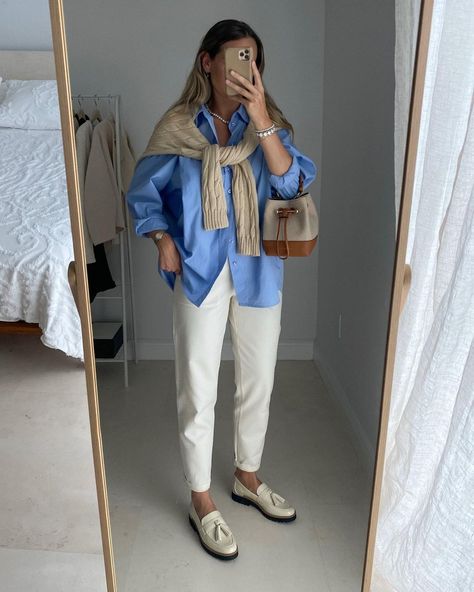 something old, something new and something blue 🐋 favs? 1-3 #classicoutfits #casualchic #dailyoutfitinspo | Instagram Monday Outfit For Work, Capsule Wardrobe Women, Chinese Fashion Street, Look Formal, Winter Fashion Outfits Casual, Stylish Work Attire, Everyday Fashion Outfits, Warm Weather Outfits, Mode Casual