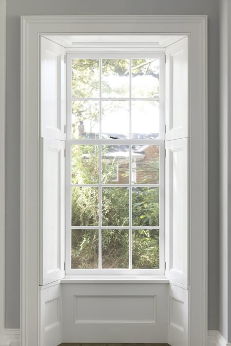 Window Panelling, Georgian Windows, Wooden Window Shutters, New Classical Architecture, Victorian Windows, Windows Treatments, Georgian Style Homes, Window Reveal, Clapboard Siding