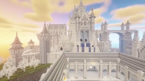 White Castle Minecraft, Bedroom Minecraft, The Inbetween, Minecraft Garden, Minecraft Images, Gothic Bedroom, Minecraft House Plans, Minecraft House Tutorials, Sublimation Ideas Projects Inspiration