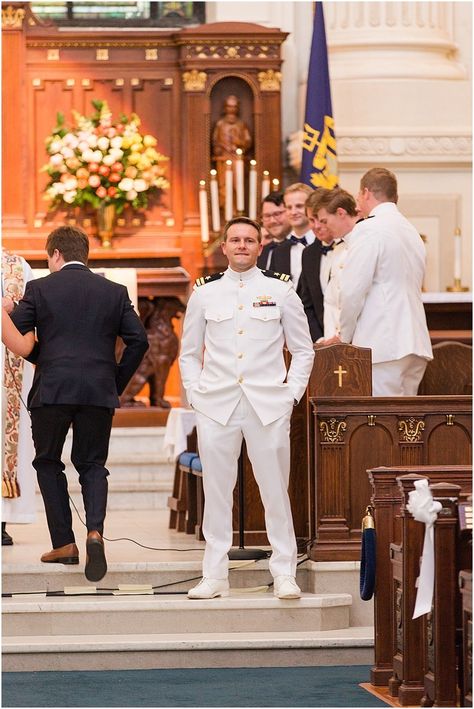 Us Navy Wedding, Navy Pilot Uniform, Naval Officer Uniform, Military Wedding Navy, Military Wedding Air Force, Naval Academy Wedding, The Office Wedding, Pilot Uniform, Annapolis Maryland