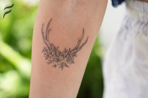 Wrap Around Wrist Tattoos Western, Antler Flower Tattoo, Western Wrist Tattoos, Dad Tattoo Ideas, Farm Tattoo, Antler Tattoos, Antler Tattoo, Antler Flower, Wrap Around Wrist Tattoos