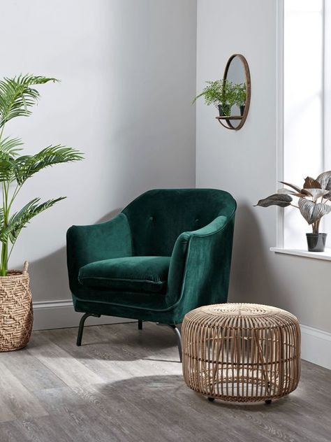 Velvet Occasional Chair, Green Accent Chair, Furnitur Ruang Keluarga, Leather Chaise, Beige Living Rooms, Luxury Chairs, Luxury Home Furniture, 아파트 인테리어, Occasional Chair