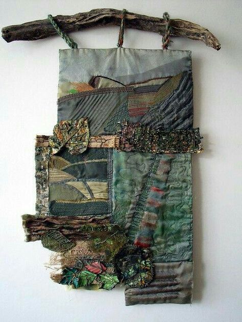 Quilt Modernen, Creative Textiles, Landscape Quilts, South Yorkshire, Prayer Flags, Fibres Textiles, Textile Fiber Art, Fabric Collage, Fibre Art