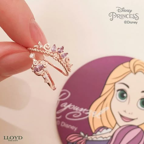 Disney Princess Jewelry, Tangled Wedding, Disney Rings, قلادات متدلية, Princess Jewelry, Princess Ring, Princess Inspired, Necklace Bridal, Disney Jewelry